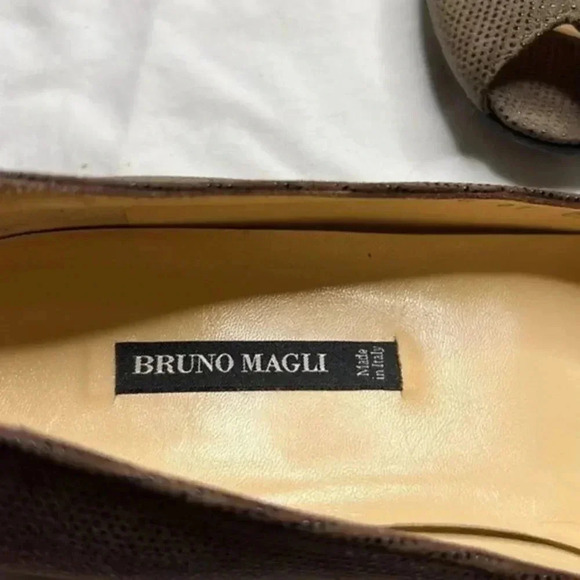 Bruno Magli made in Italy leather peep toe flats size 7 - Picture 5 of 6
